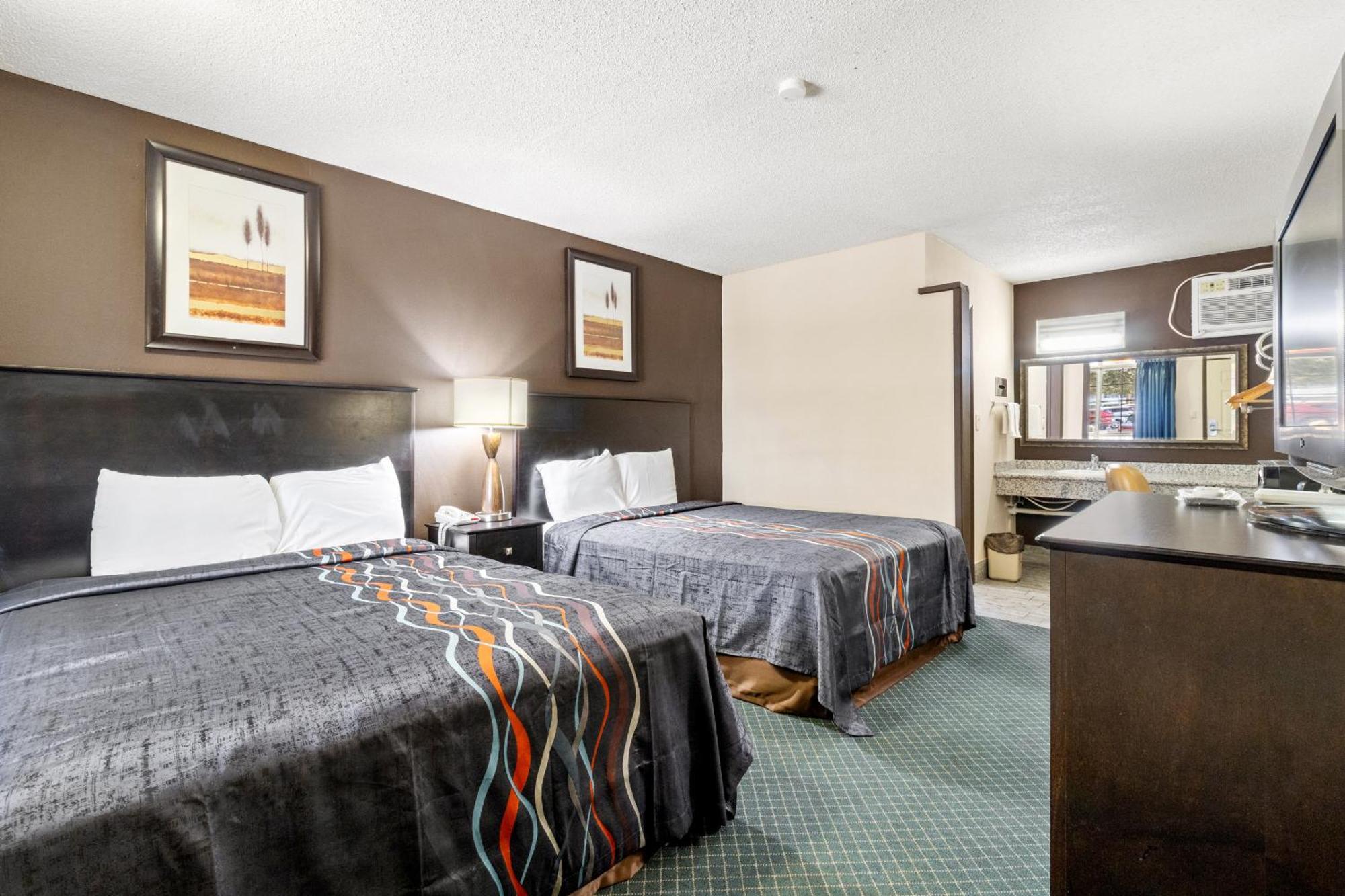 Motel Economy