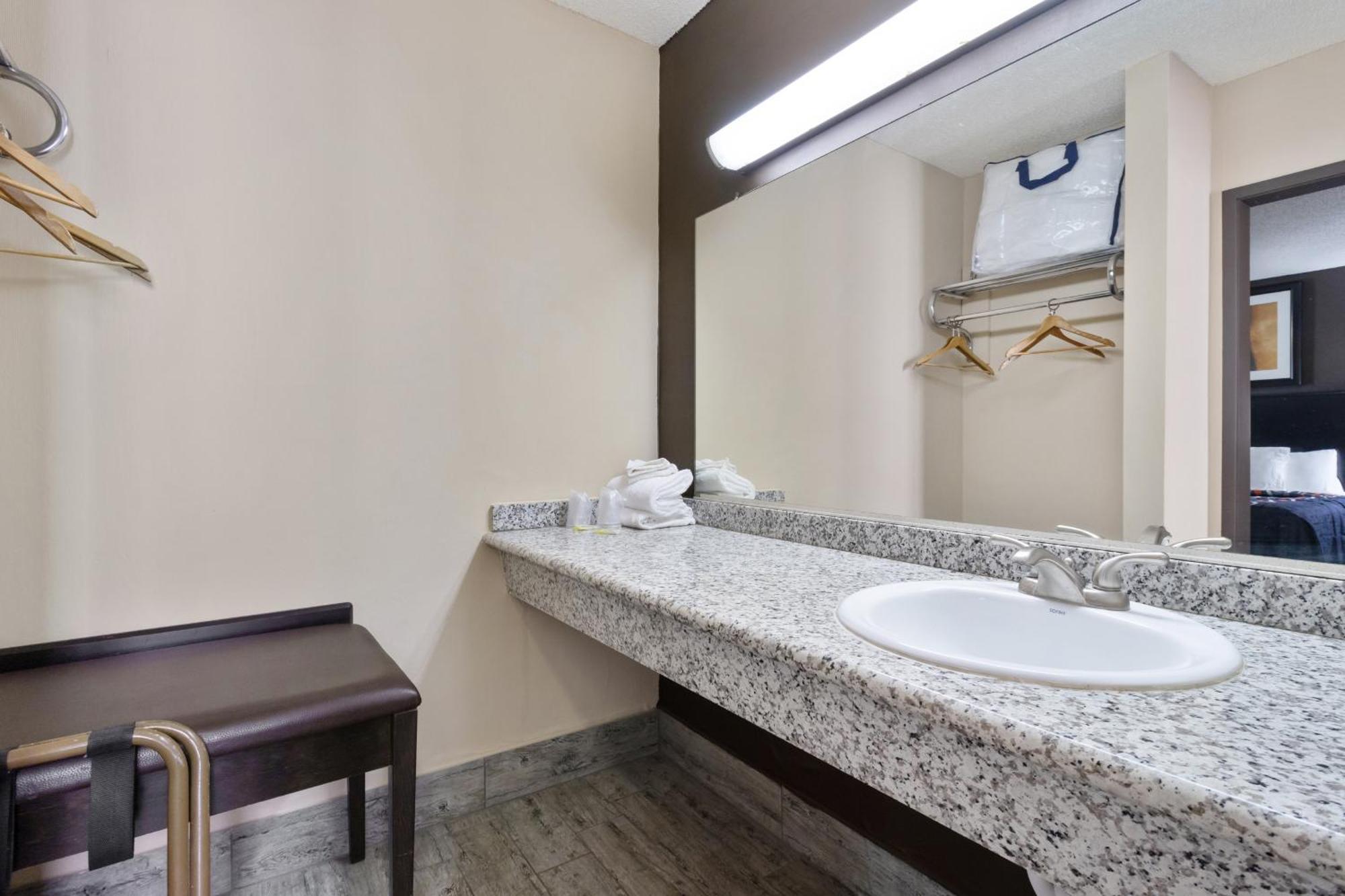 Economy Motel Barstow