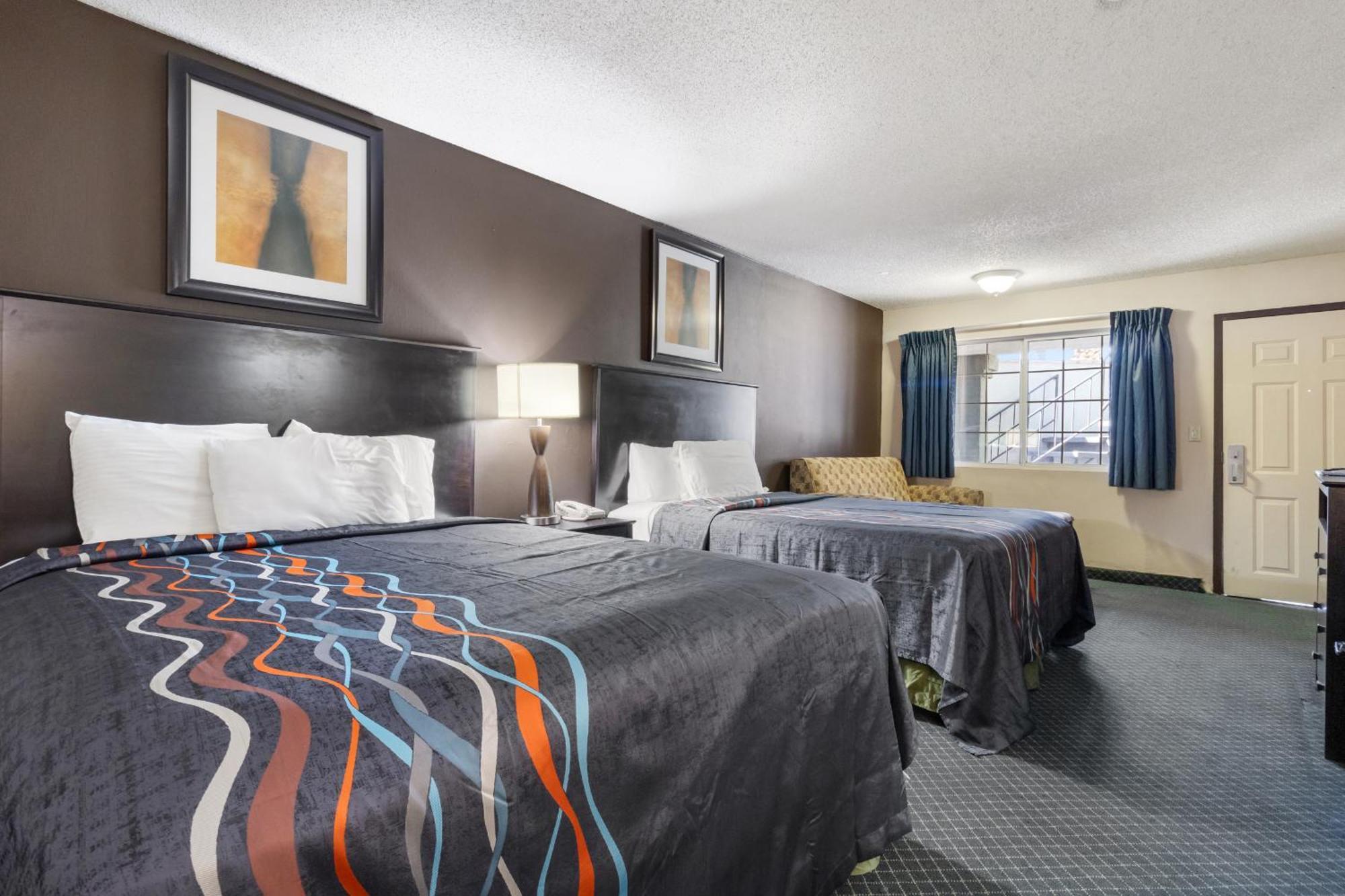 Economy 3* Barstow